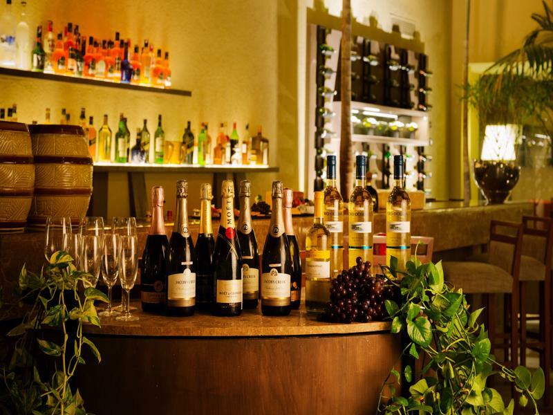 Ellaa Hotel Gachibowli Hyderabad Eksteriør billede