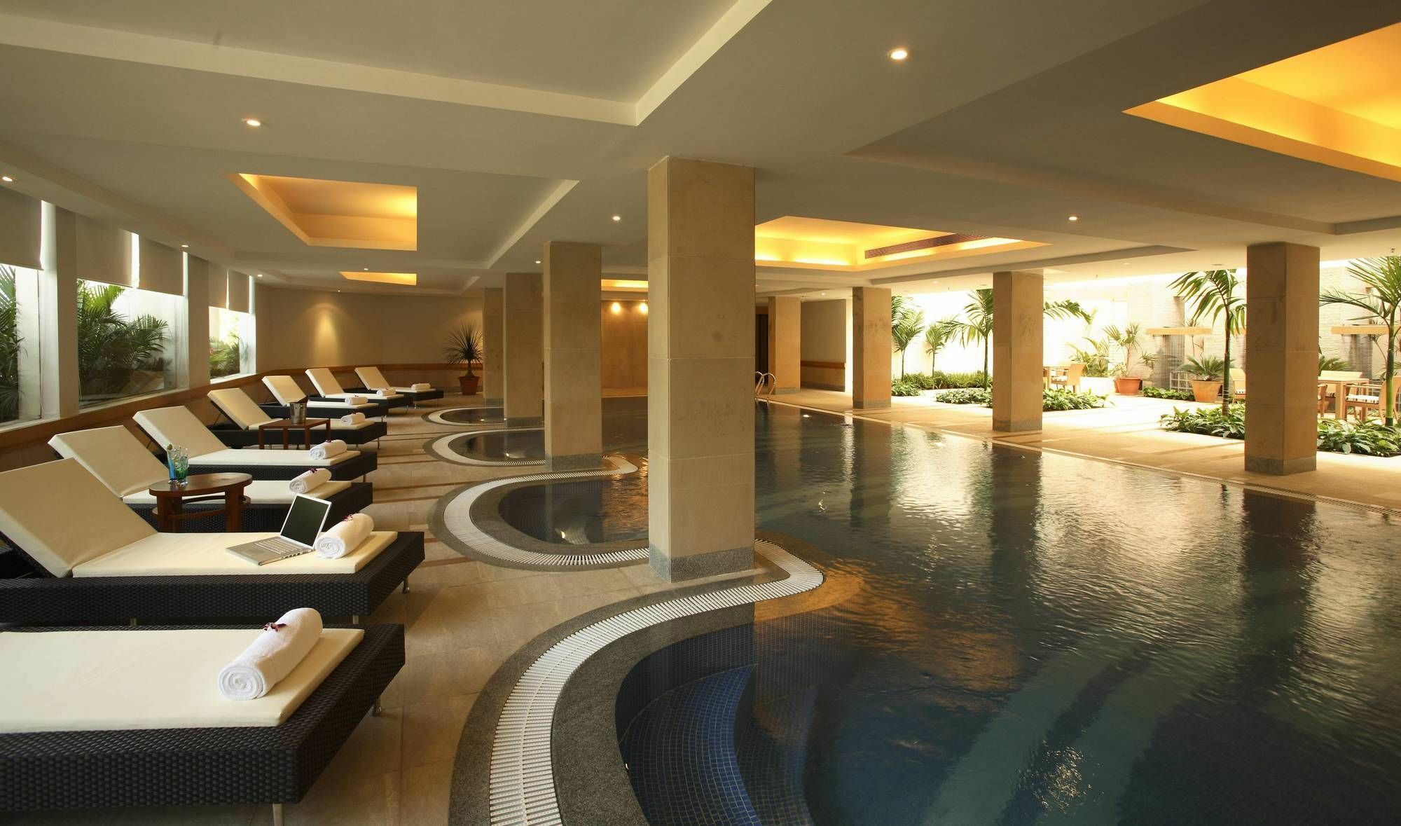 Ellaa Hotel Gachibowli Hyderabad Eksteriør billede